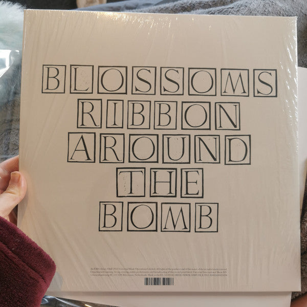 Blossoms : Ribbon Around the Bomb (2xLP, Album, Dlx, Dar)